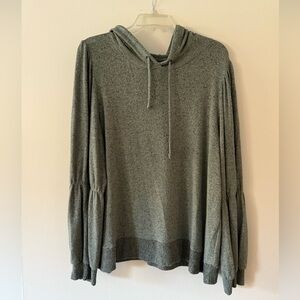 ⭐️Wonderly Studio Heather Sage Top with Hood Long Bishop Sleeves 
 Size XL
